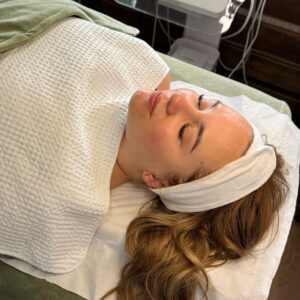 Special Offers at HeadHunters Hair and Nails Salon Tooting London