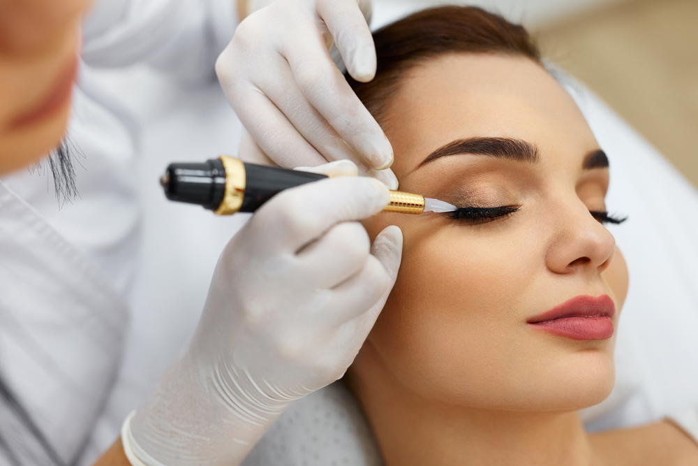 Permanent Makeup | head-hunters24.co.uk